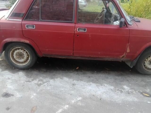 Червоний ВАЗ 2107, об'ємом двигуна 1.6 л та пробігом 120 тис. км за 478 $, фото 1 на Automoto.ua