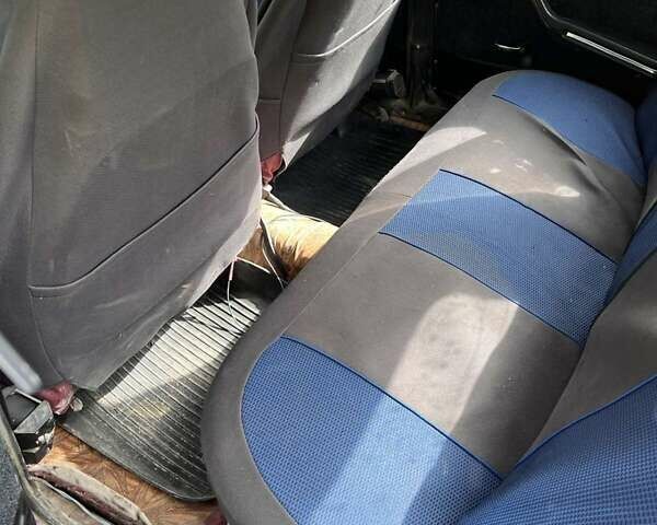 Красный ВАЗ 2107, объемом двигателя 1.45 л и пробегом 50 тыс. км за 600 $, фото 4 на Automoto.ua