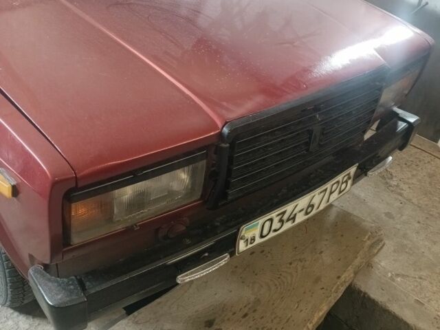 Красный ВАЗ 2107, объемом двигателя 1.5 л и пробегом 356 тыс. км за 750 $, фото 1 на Automoto.ua