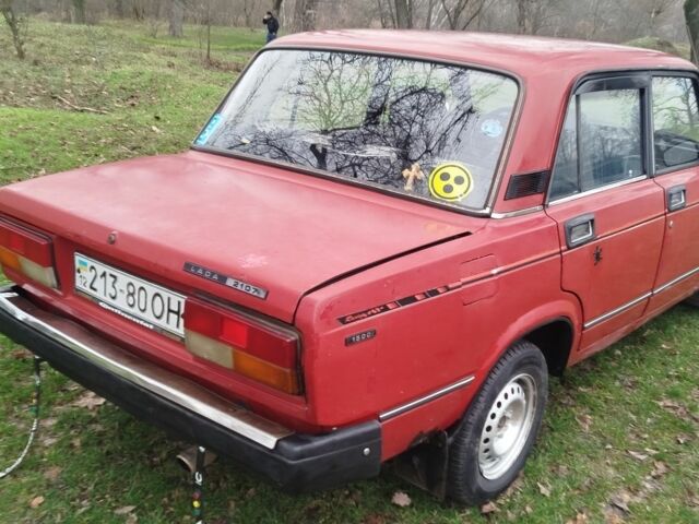 Красный ВАЗ 2107, объемом двигателя 1.3 л и пробегом 98 тыс. км за 593 $, фото 3 на Automoto.ua