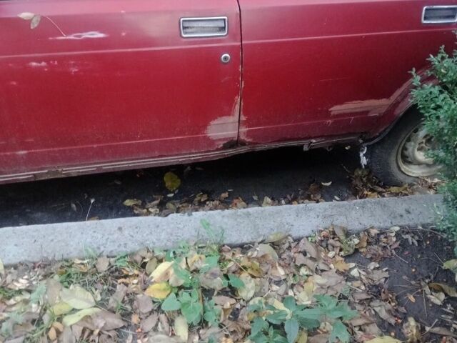 Червоний ВАЗ 2107, об'ємом двигуна 1.6 л та пробігом 120 тис. км за 478 $, фото 2 на Automoto.ua