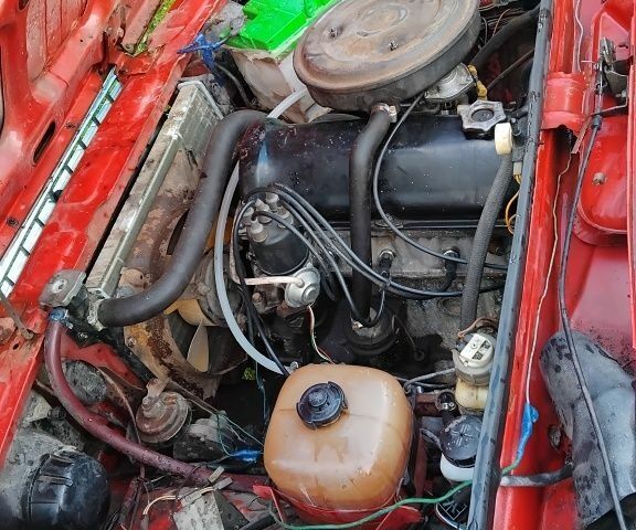 ВАЗ 2107 1989 в Стрые на Automoto.ua Красный ВАЗ 2107, объемом двигателя 0 л и пробегом 40 тыс. км за 480 $, фото 4 на Automoto.ua