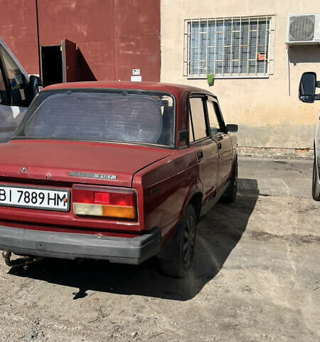 Красный ВАЗ 2107, объемом двигателя 1.5 л и пробегом 55 тыс. км за 700 $, фото 3 на Automoto.ua