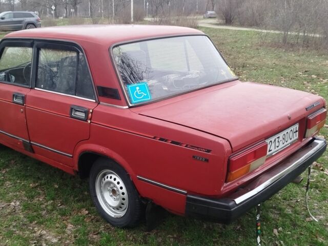 Красный ВАЗ 2107, объемом двигателя 1.3 л и пробегом 98 тыс. км за 593 $, фото 2 на Automoto.ua