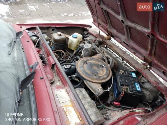 Красный ВАЗ 2107, объемом двигателя 1.5 л и пробегом 112 тыс. км за 650 $, фото 2 на Automoto.ua