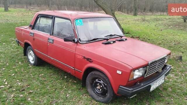 Красный ВАЗ 2107, объемом двигателя 1.3 л и пробегом 98 тыс. км за 593 $, фото 4 на Automoto.ua