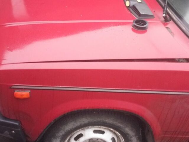 Красный ВАЗ 2107, объемом двигателя 0 л и пробегом 46 тыс. км за 238 $, фото 2 на Automoto.ua