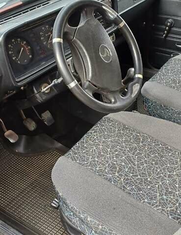 Красный ВАЗ 2107, объемом двигателя 1.3 л и пробегом 970 тыс. км за 312 $, фото 6 на Automoto.ua