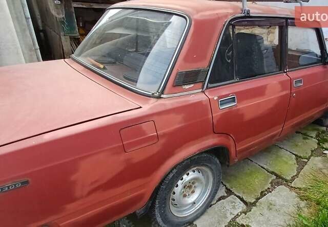 Красный ВАЗ 2107, объемом двигателя 1.3 л и пробегом 970 тыс. км за 312 $, фото 5 на Automoto.ua