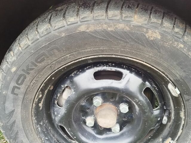 Красный ВАЗ 2107, объемом двигателя 1.3 л и пробегом 98 тыс. км за 593 $, фото 8 на Automoto.ua