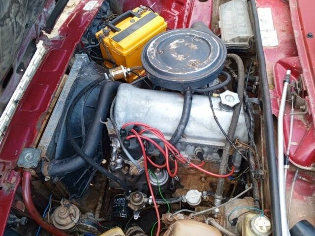 Красный ВАЗ 2107, объемом двигателя 5 л и пробегом 120 тыс. км за 650 $, фото 6 на Automoto.ua