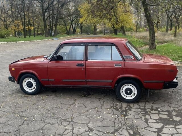 ВАЗ 2107 1990 в Краматорске на Automoto.ua Красный ВАЗ 2107, объемом двигателя 1.6 л и пробегом 180 тыс. км за 833 $, фото 6 на Automoto.ua