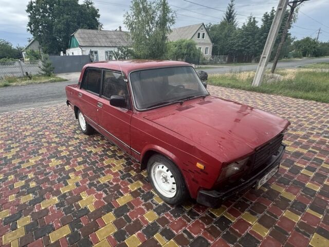 Красный ВАЗ 2107, объемом двигателя 1.5 л и пробегом 100 тыс. км за 499 $, фото 1 на Automoto.ua