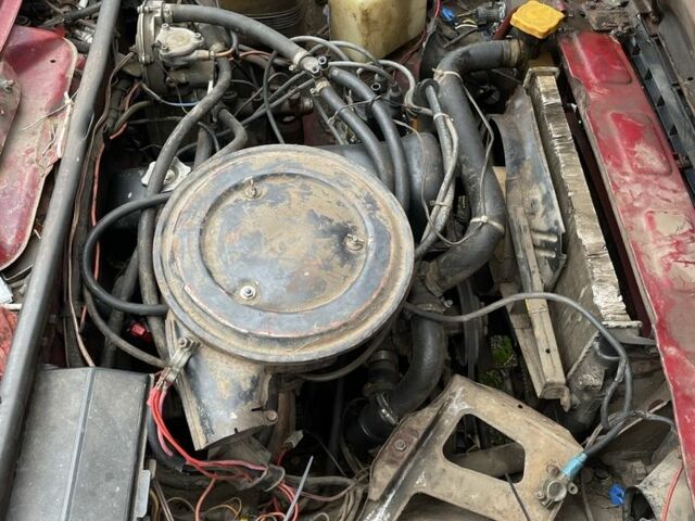 Красный ВАЗ 2107, объемом двигателя 1.5 л и пробегом 3 тыс. км за 709 $, фото 4 на Automoto.ua