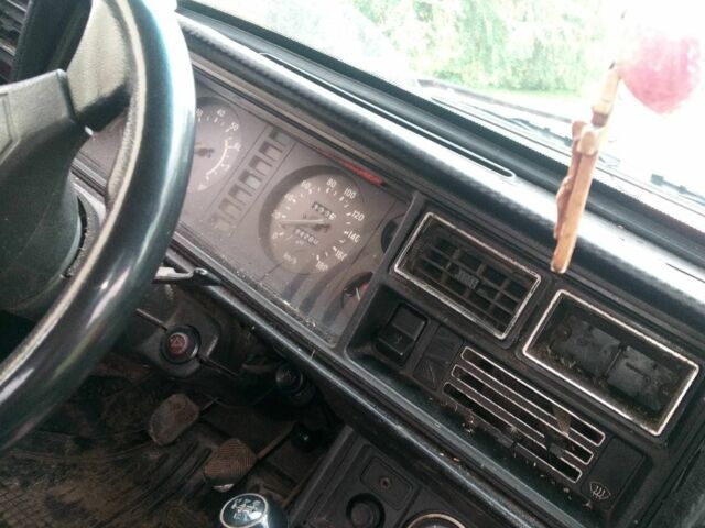 Червоний ВАЗ 2107, об'ємом двигуна 1.5 л та пробігом 60 тис. км за 379 $, фото 3 на Automoto.ua