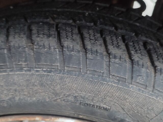 Червоний ВАЗ 2107, об'ємом двигуна 1 л та пробігом 100 тис. км за 711 $, фото 6 на Automoto.ua