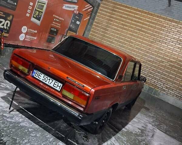 Красный ВАЗ 2107, объемом двигателя 1.58 л и пробегом 100 тыс. км за 850 $, фото 2 на Automoto.ua