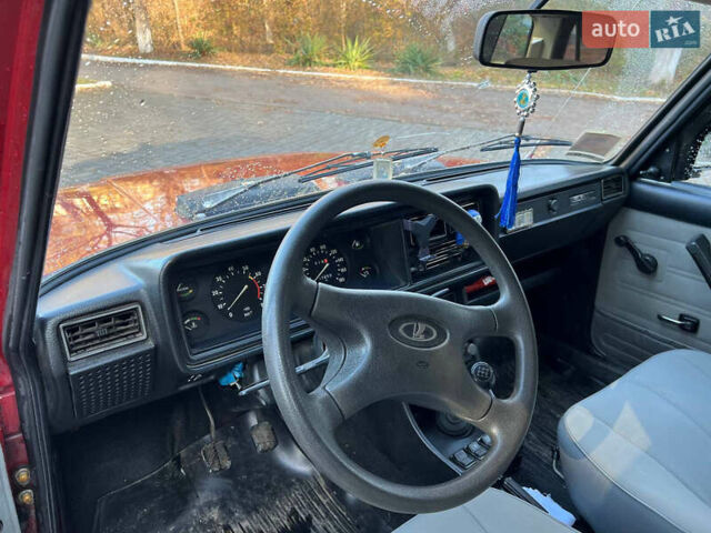 Красный ВАЗ 2107, объемом двигателя 1.5 л и пробегом 117 тыс. км за 1900 $, фото 6 на Automoto.ua