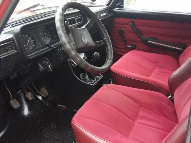 Красный ВАЗ 2107, объемом двигателя 1.5 л и пробегом 330 тыс. км за 764 $, фото 17 на Automoto.ua