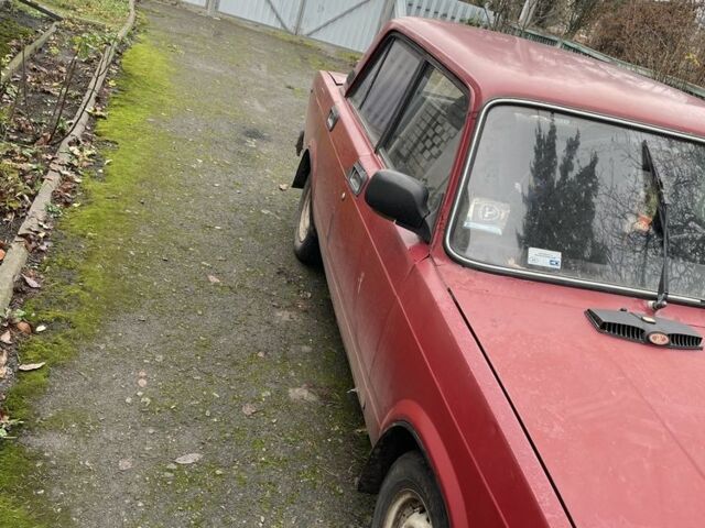 Красный ВАЗ 2107, объемом двигателя 1.5 л и пробегом 3 тыс. км за 709 $, фото 1 на Automoto.ua