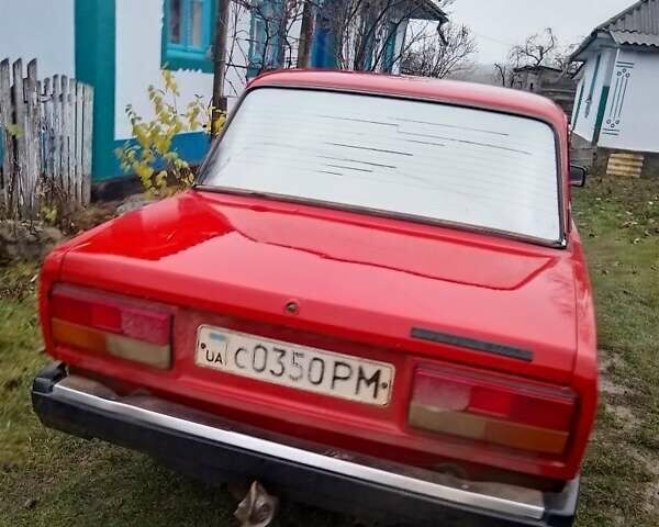 Красный ВАЗ 2107, объемом двигателя 1.5 л и пробегом 421 тыс. км за 550 $, фото 1 на Automoto.ua