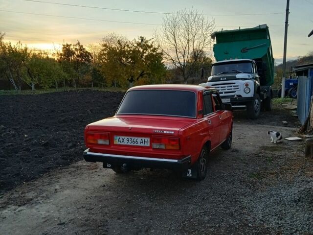 Красный ВАЗ 2107, объемом двигателя 1.6 л и пробегом 70 тыс. км за 1800 $, фото 2 на Automoto.ua