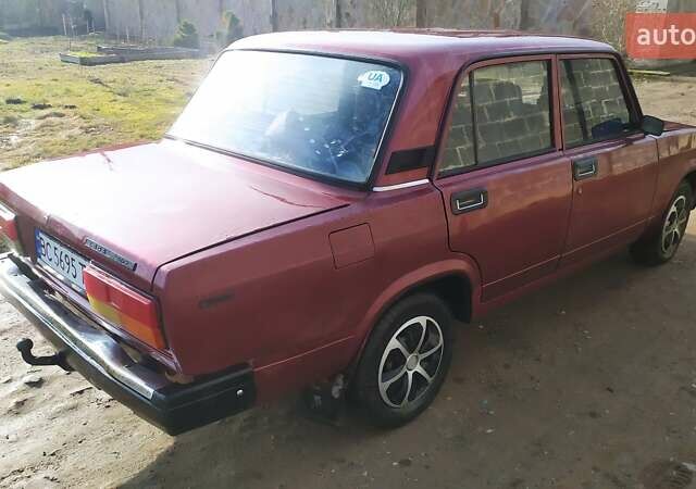 Красный ВАЗ 2107, объемом двигателя 1.5 л и пробегом 120 тыс. км за 850 $, фото 3 на Automoto.ua