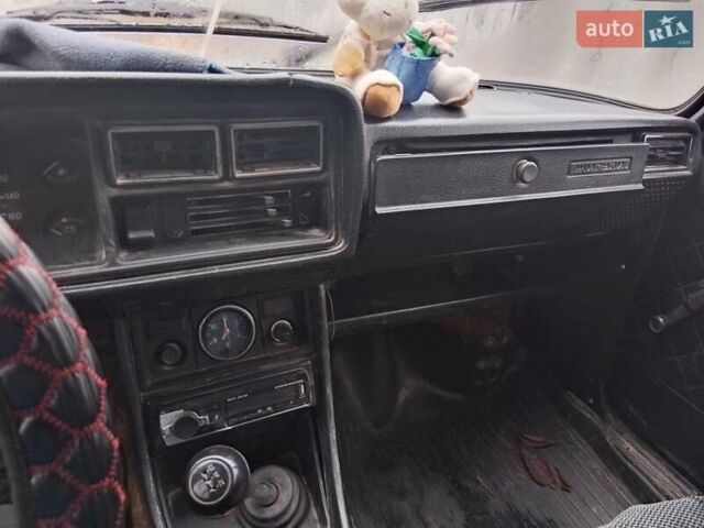 Красный ВАЗ 2107, объемом двигателя 1.5 л и пробегом 421 тыс. км за 550 $, фото 6 на Automoto.ua