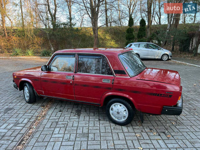 Красный ВАЗ 2107, объемом двигателя 1.5 л и пробегом 117 тыс. км за 1900 $, фото 1 на Automoto.ua