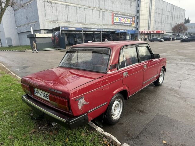 Красный ВАЗ 2107, объемом двигателя 1.5 л и пробегом 200 тыс. км за 593 $, фото 5 на Automoto.ua