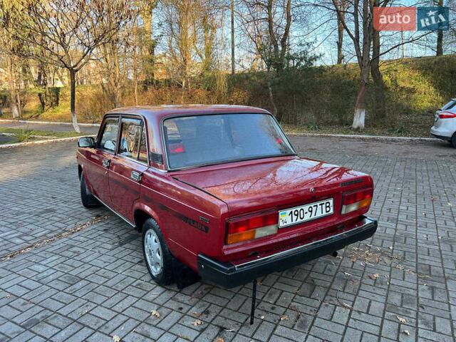 Красный ВАЗ 2107, объемом двигателя 1.5 л и пробегом 117 тыс. км за 1900 $, фото 2 на Automoto.ua