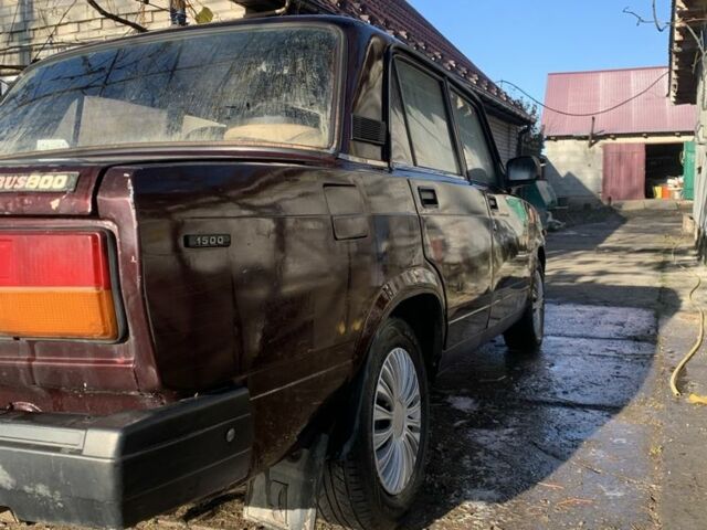 Красный ВАЗ 2107, объемом двигателя 0 л и пробегом 80 тыс. км за 400 $, фото 1 на Automoto.ua