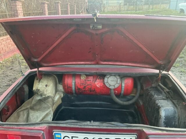 Червоний ВАЗ 2107, об'ємом двигуна 1.5 л та пробігом 400 тис. км за 550 $, фото 2 на Automoto.ua