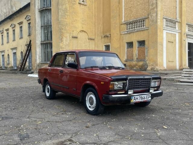 ВАЗ 2107 1990 в Краматорске на Automoto.ua Красный ВАЗ 2107, объемом двигателя 1.6 л и пробегом 180 тыс. км за 833 $, фото 9 на Automoto.ua