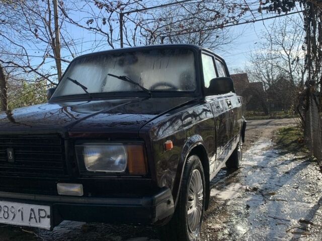 Красный ВАЗ 2107, объемом двигателя 0 л и пробегом 80 тыс. км за 400 $, фото 6 на Automoto.ua