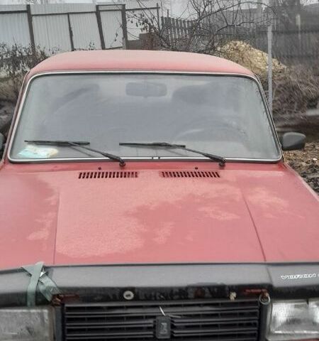 Красный ВАЗ 2107, объемом двигателя 1.5 л и пробегом 1000 тыс. км за 344 $, фото 1 на Automoto.ua