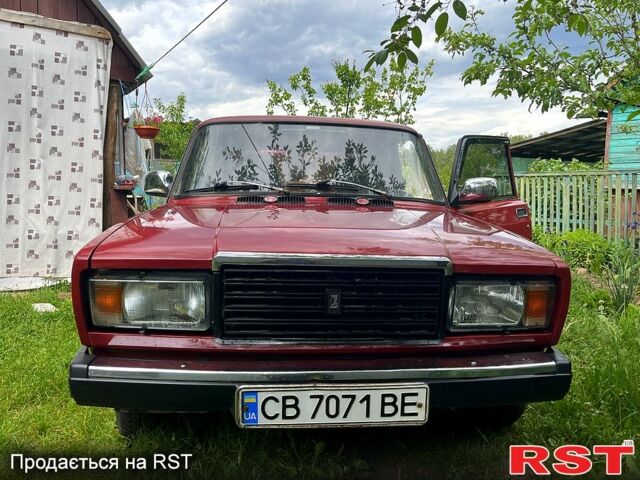 Червоний ВАЗ 2107, об'ємом двигуна 1.5 л та пробігом 230 тис. км за 1700 $, фото 1 на Automoto.ua