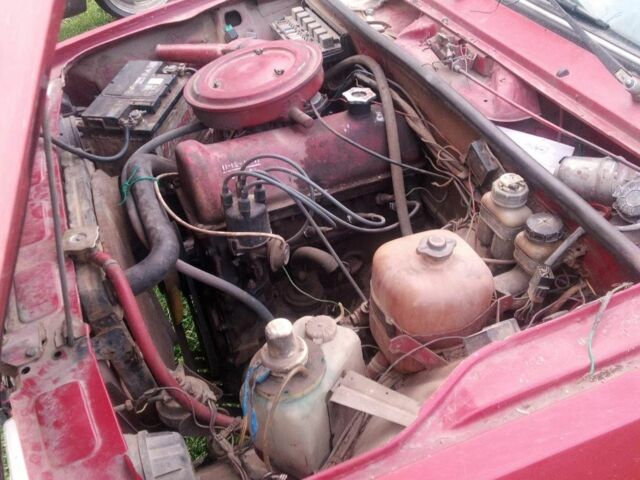 Червоний ВАЗ 2107, об'ємом двигуна 1.5 л та пробігом 60 тис. км за 379 $, фото 4 на Automoto.ua