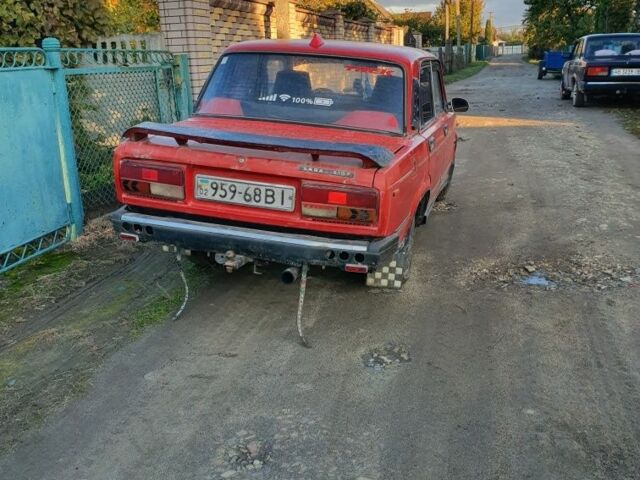 ВАЗ 2107 1990 в Жмеренке на Automoto.ua Красный ВАЗ 2107, объемом двигателя 1.2 л и пробегом 80 тыс. км за 444 $, фото 2 на Automoto.ua