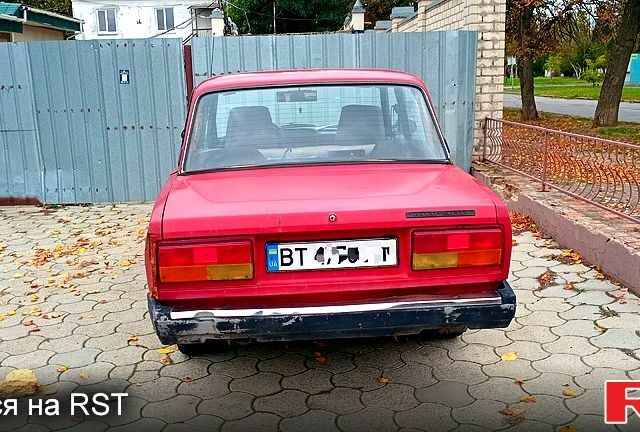 Червоний ВАЗ 2107, об'ємом двигуна 1.5 л та пробігом 104 тис. км за 520 $, фото 2 на Automoto.ua