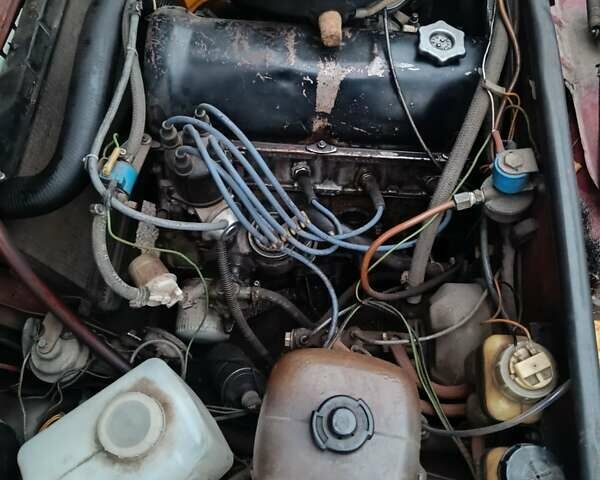 Красный ВАЗ 2107, объемом двигателя 1.45 л и пробегом 300 тыс. км за 450 $, фото 6 на Automoto.ua