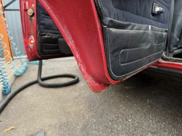 ВАЗ 2107 1990 в Харькове на Automoto.ua Красный ВАЗ 2107, объемом двигателя 1.5 л и пробегом 146 тыс. км за 999 $, фото 5 на Automoto.ua