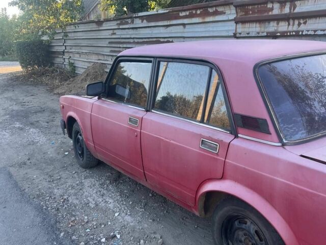 Красный ВАЗ 2107, объемом двигателя 0 л и пробегом 50 тыс. км за 466 $, фото 2 на Automoto.ua