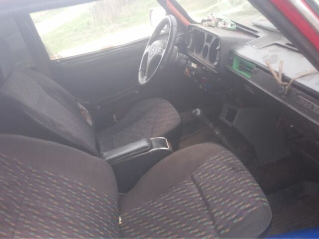 Красный ВАЗ 2107, объемом двигателя 0 л и пробегом 123 тыс. км за 370 $, фото 5 на Automoto.ua