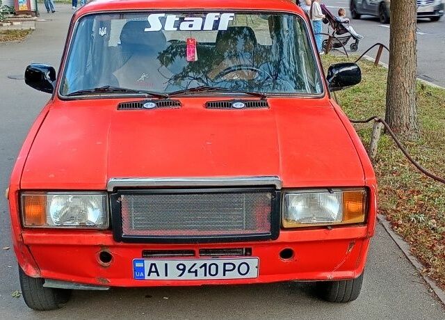 Червоний ВАЗ 2107, об'ємом двигуна 1.5 л та пробігом 144 тис. км за 750 $, фото 4 на Automoto.ua