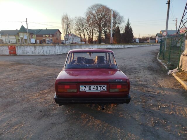 Красный ВАЗ 2107, объемом двигателя 0 л и пробегом 5 тыс. км за 500 $, фото 14 на Automoto.ua