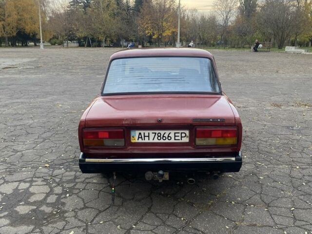 ВАЗ 2107 1990 в Краматорске на Automoto.ua Красный ВАЗ 2107, объемом двигателя 1.6 л и пробегом 180 тыс. км за 833 $, фото 7 на Automoto.ua