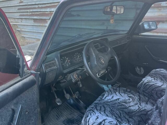 Красный ВАЗ 2107, объемом двигателя 0 л и пробегом 50 тыс. км за 466 $, фото 5 на Automoto.ua