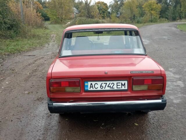 Красный ВАЗ 2107, объемом двигателя 1.5 л и пробегом 330 тыс. км за 764 $, фото 15 на Automoto.ua