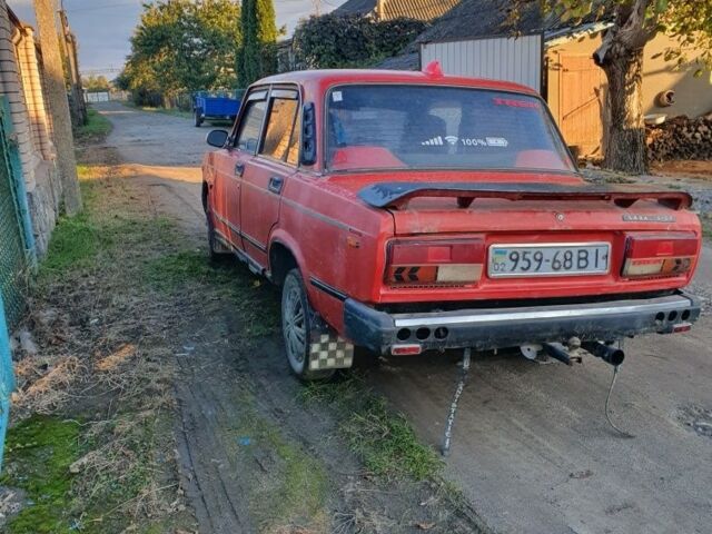 ВАЗ 2107 1990 в Жмеренке на Automoto.ua Красный ВАЗ 2107, объемом двигателя 1.2 л и пробегом 80 тыс. км за 444 $, фото 3 на Automoto.ua